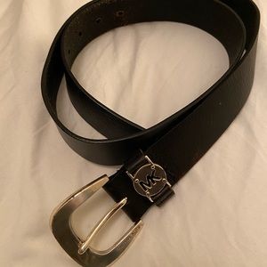 Micheal Kors Lea black belt size L style#554749